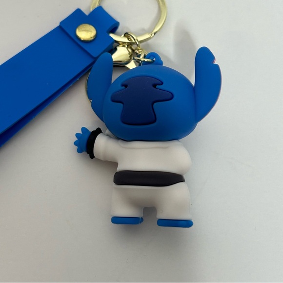 Disneys Stitch Elvis 3D Silicone Keychain NEW - Picture 9 of 12